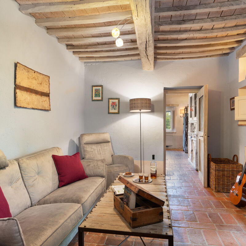 Casale Collina Verde - San Casciano Dei Bagni, Toscana: Autumn, Living Room, Spring, Summer
