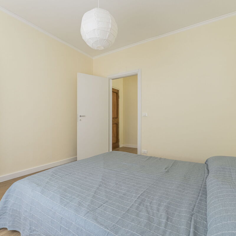 Spacious Apartment In Sori With Large Terrace - Sori, Liguria: Autumn, Bedroom, Spring, Summer