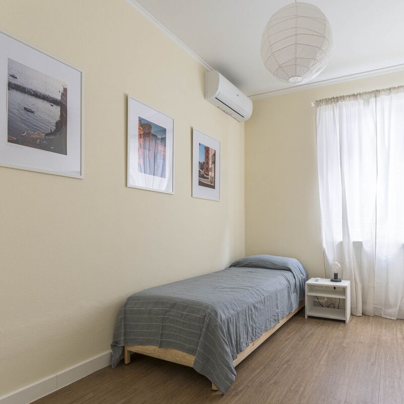 Spacious Apartment In Sori With Large Terrace - Sori, Liguria: Autumn, Bedroom, Spring, Summer