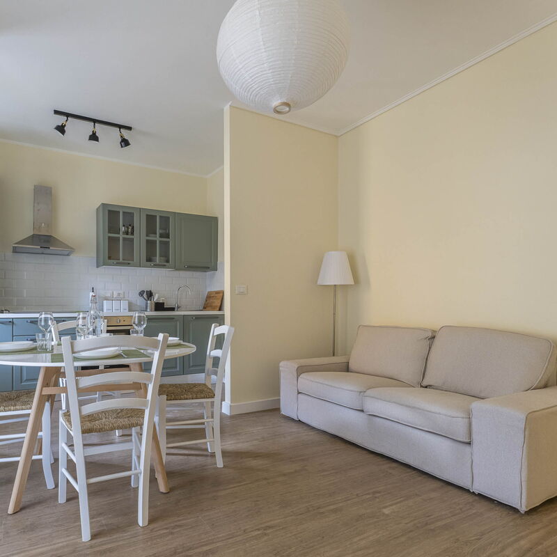 Spacious Apartment In Sori With Large Terrace - Sori, Liguria: Autumn, Dining Room, Living Room, Spring, Summer