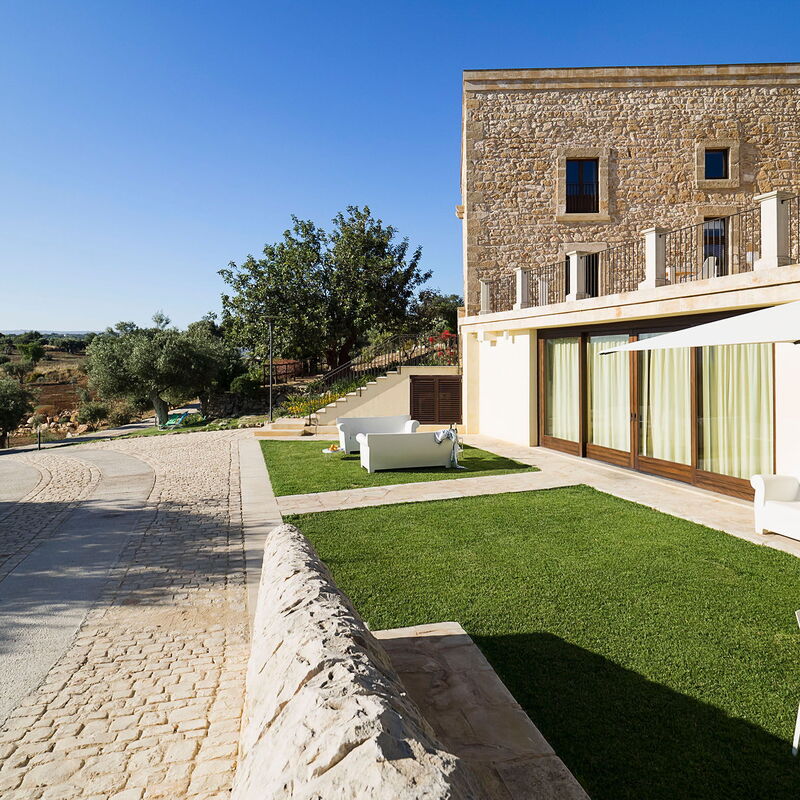 Casapietra - Scicli, Sicilia: Autumn, Balcony / Terrace / Patio, Building Exterior, Garden, Outdoor, Spring, Summer