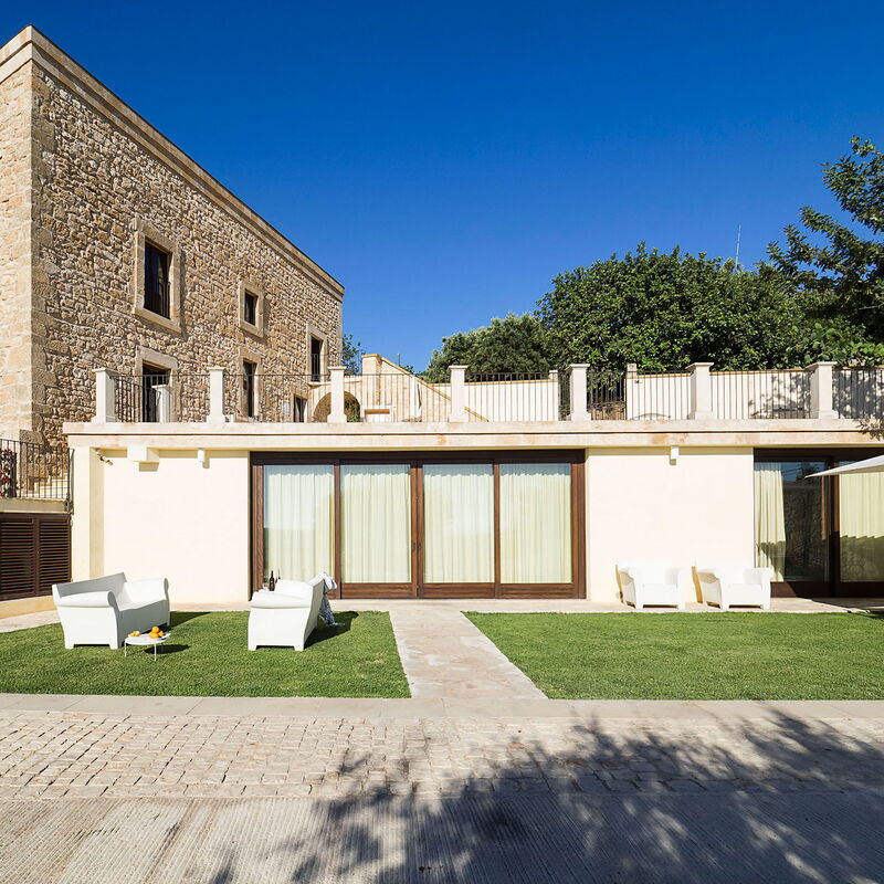 Casapietra - Scicli, Sicilia: Autumn, Balcony / Terrace / Patio, Building Exterior, Garden, Outdoor, Spring, Summer