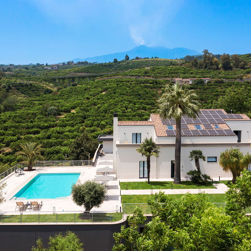 Villa Decoro - Mascali, Sicilia: Amenities, Autumn, Balcony / Terrace / Patio, Garden, Outdoor, Pool, Scenic View, Spring, Summer