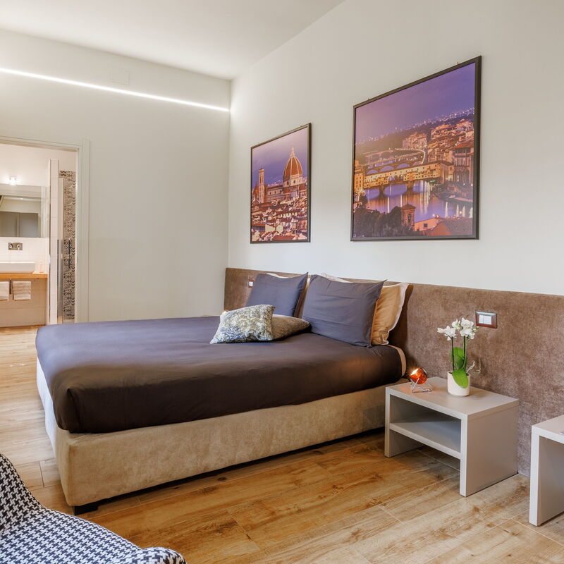 Lucy Florence Charming Modern Apartment Near Piazza Della Libertà: Autumn, Bedroom, Spring, Summer, Winter