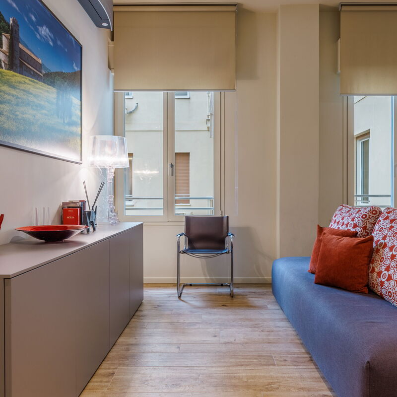 Lucy Florence Charming Modern Apartment Near Piazza Della Libertà: Autumn, Living Room, Room Detail, Spring, Summer
