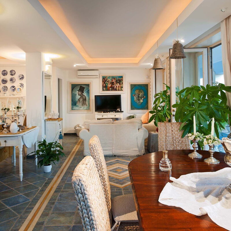 Villa Amena - Siracusa, Sicilia: Autumn, Dining Room, Living Room, Spring, Summer