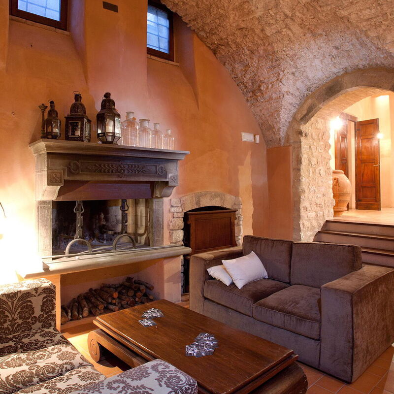 Villa Pietraverde - Gubbio, Umbria: Autumn, Living Room, Spring, Summer