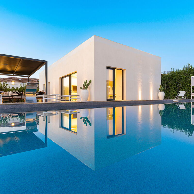 Villa Duetto - Siracusa, Sicilia: Autumn, Balcony / Terrace / Patio, Building Exterior, Outdoor, Pool, Spring, Summer