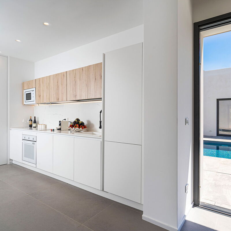 Villa Duetto - Siracusa, Sicilia: Autumn, Kitchen, Pool, Spring, Summer