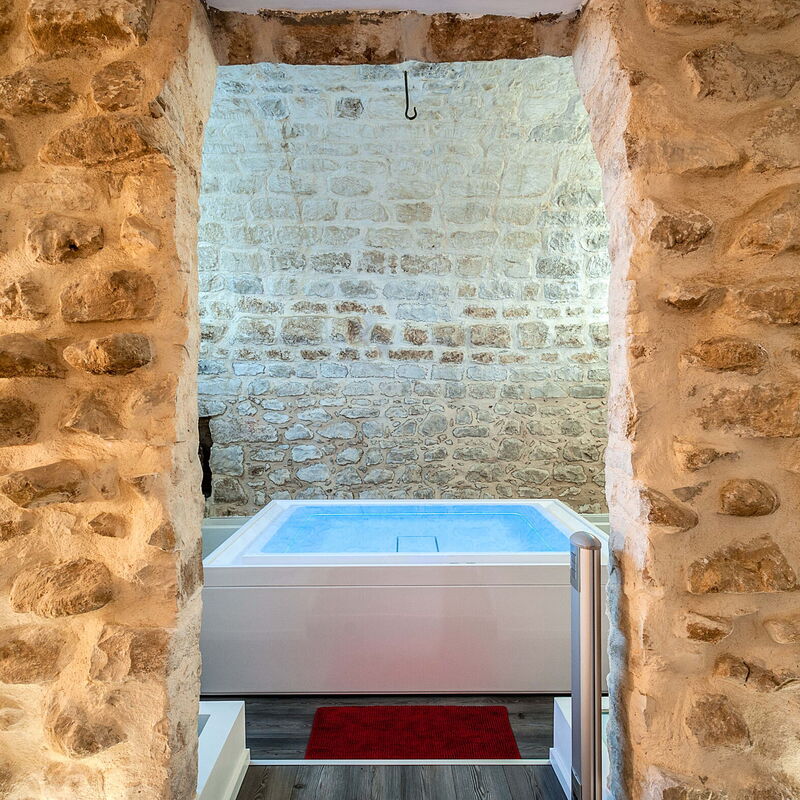 Casa Masseria - Scicli, Sicilia: Autumn, Hot Tub, Spring, Summer, Wellness