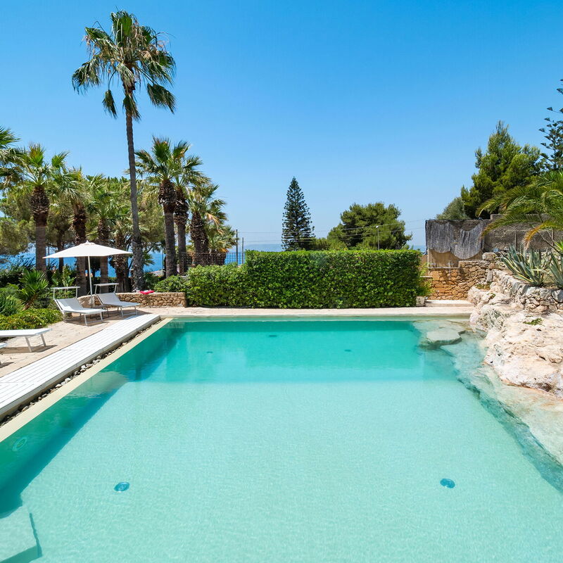 Villa Diamante - Siracusa, Sicilia: Autumn, Balcony / Terrace / Patio, Building Exterior, Outdoor, Pool, Spring, Summer