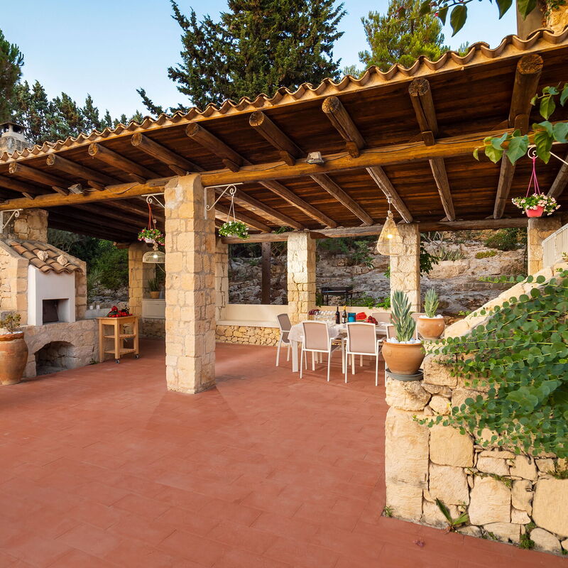 Villa Diamante - Siracusa, Sicilia: Autumn, Balcony / Terrace / Patio, Building Exterior, Outdoor, Spring, Summer